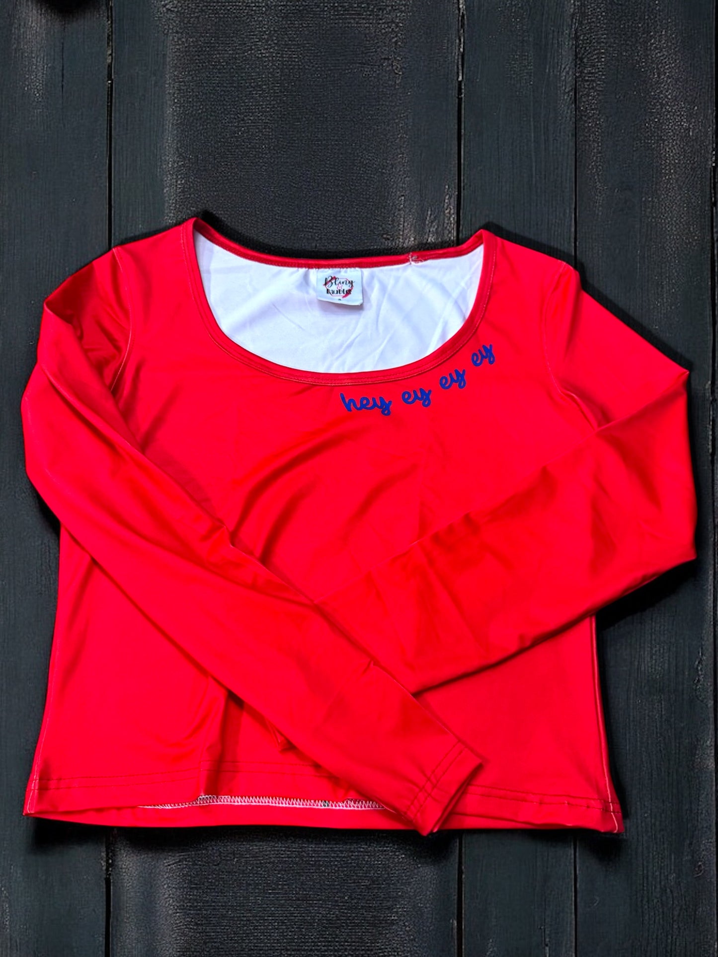 "Hey-ey" Crop Long Sleeve